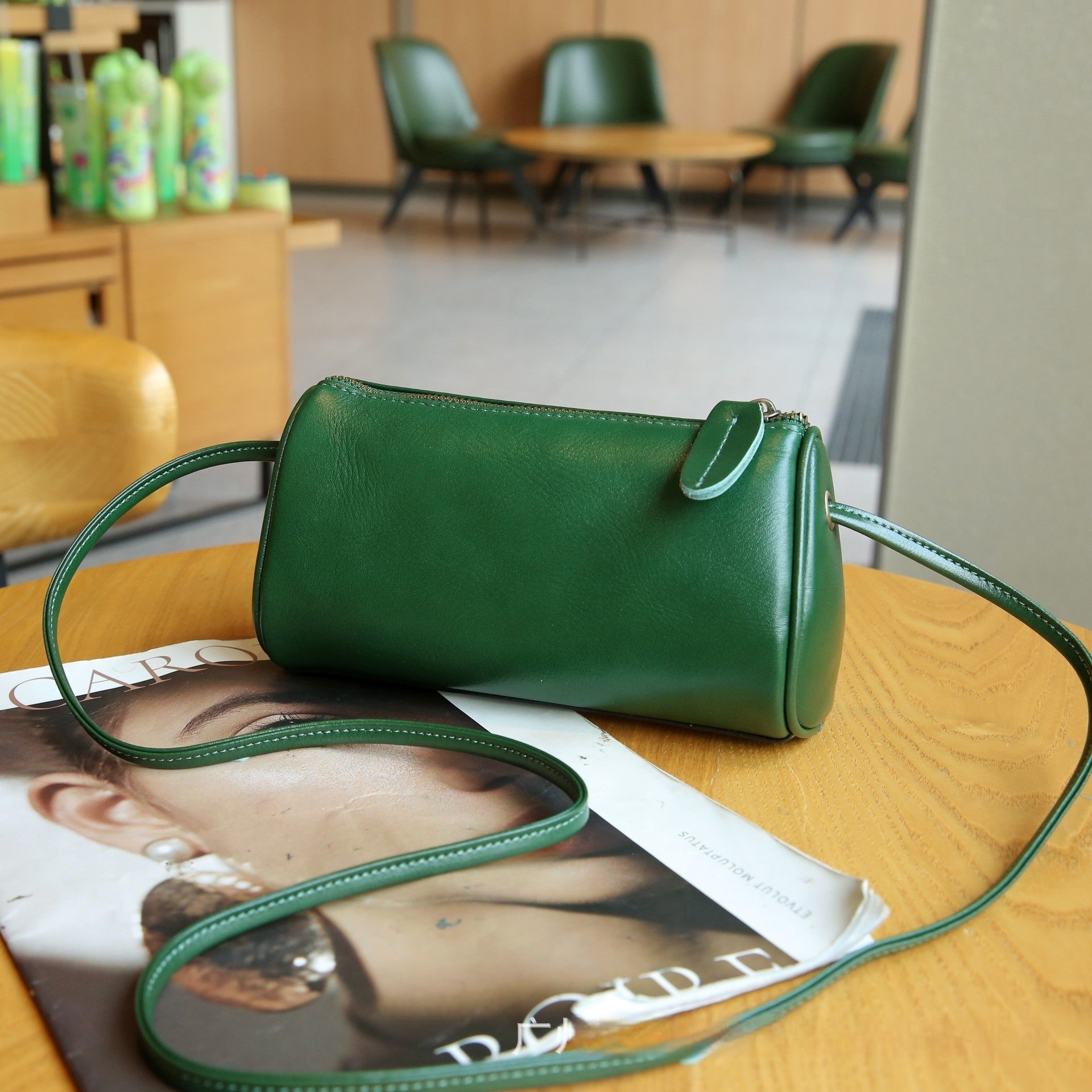 Women’s Fashionable Cylindrical Crossbody Bag