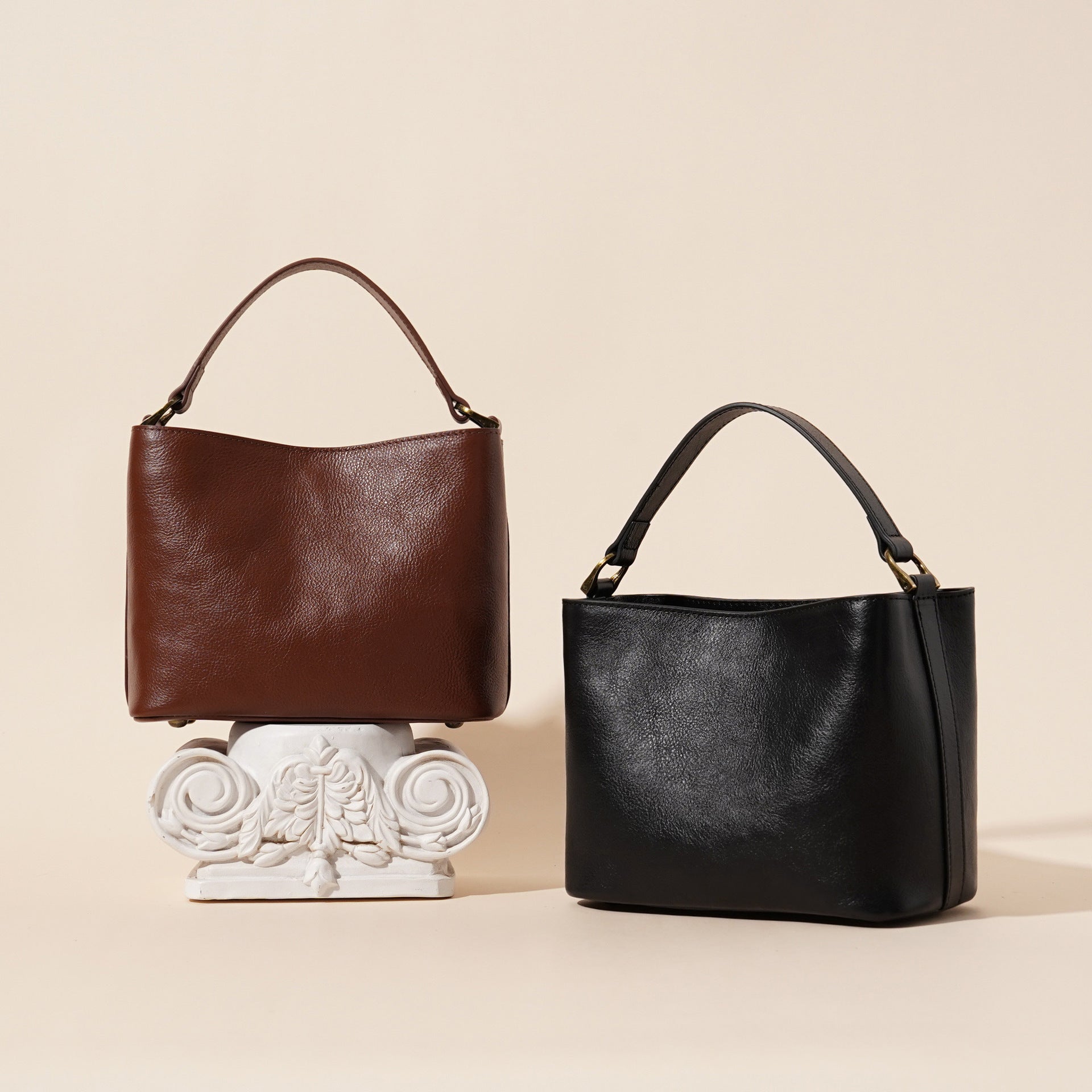 Cowhide Leather Casual All-matching Shoulder Handbag