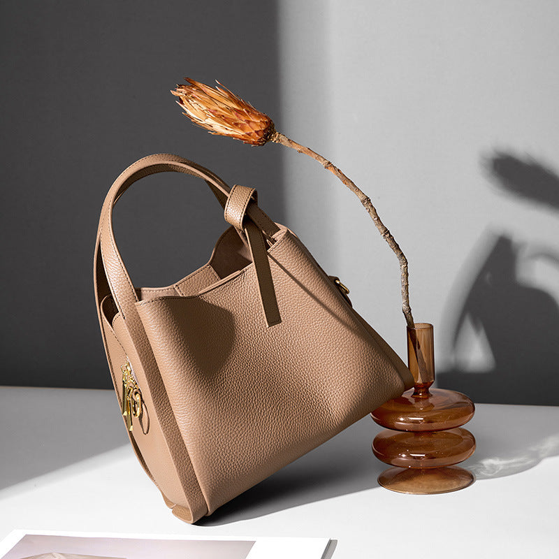 Sac seau à bandoulière portable en cuir véritable