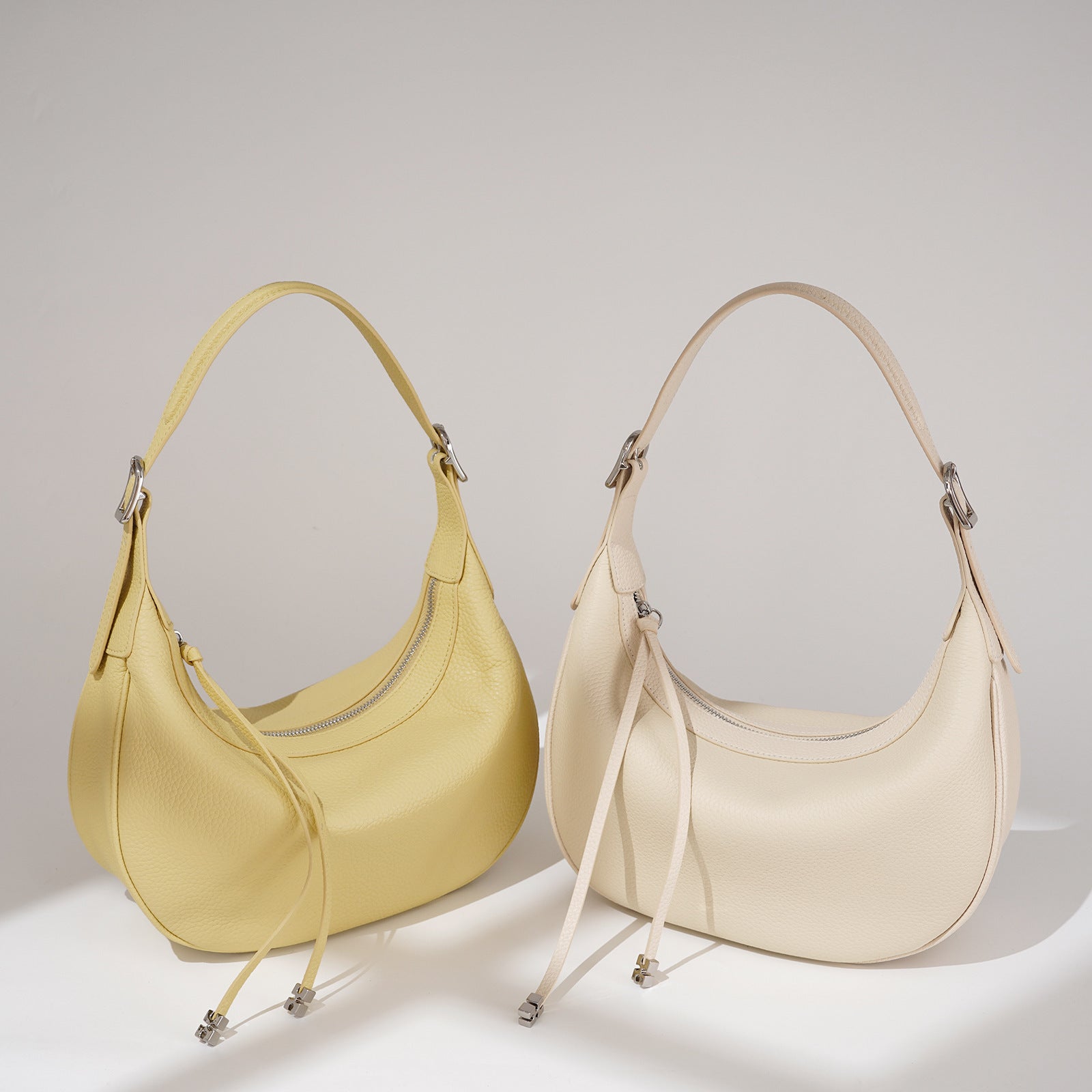 Sac bandoulière polyvalent en cuir tanné végétal