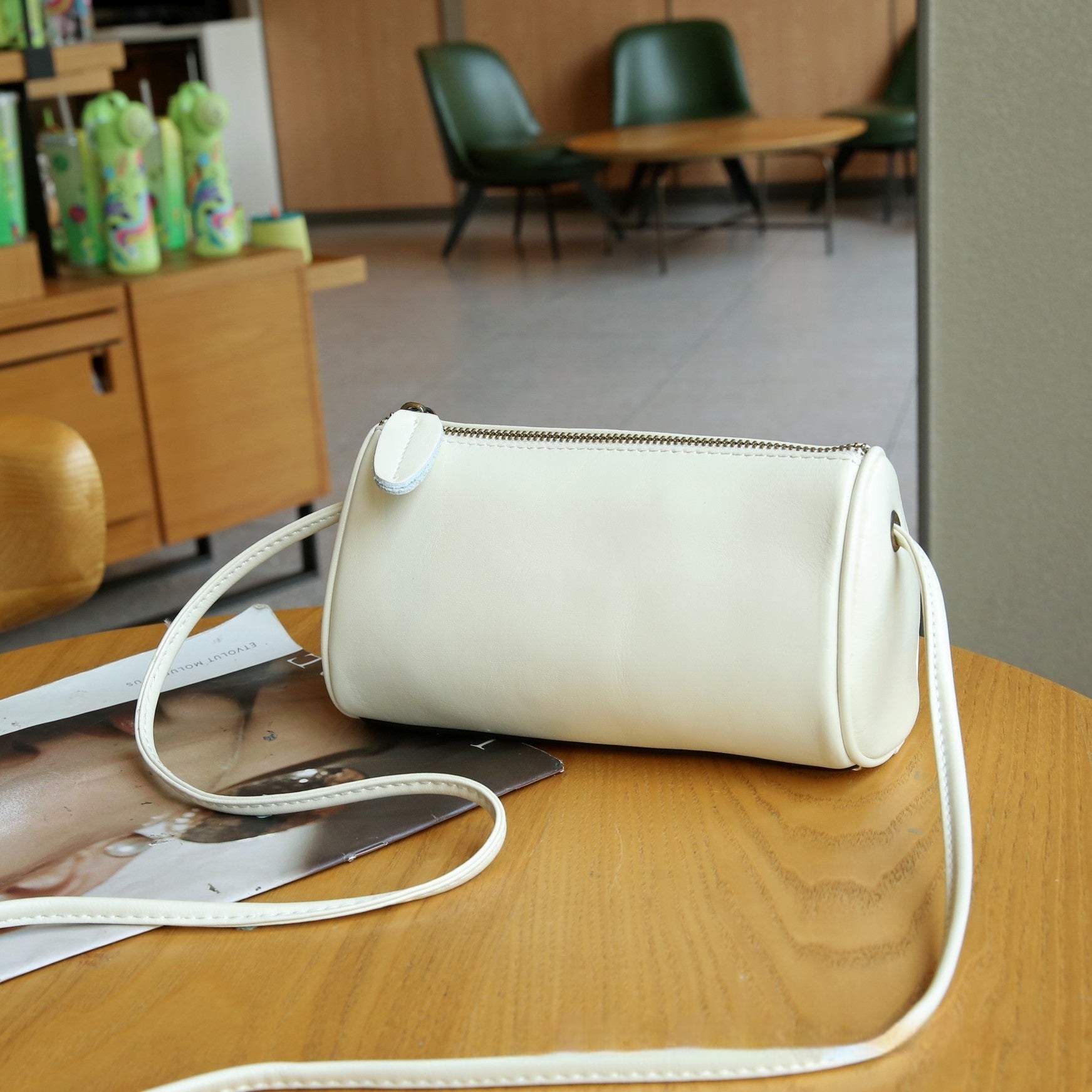 Women’s Fashionable Cylindrical Crossbody Bag