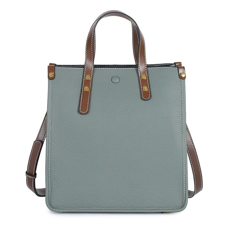 Everyday Leather Tote – Big on Space, Big on Style